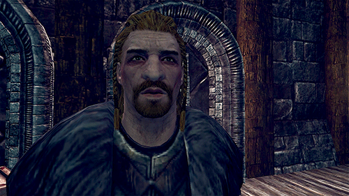 Oyunda kötü söz söylermisin?