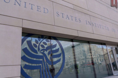 DOGE'nin Barış Enstitüsü'nden Ayrılması: Su Baskını, Fareler ve Hamam Böcekleri