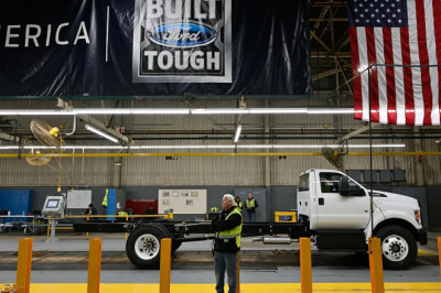 Ford, Yapay Zeka Sorunları Sonrası ‘Gri Sakallı’ Mühendisleri Tekrar İstihdam Ediyor
