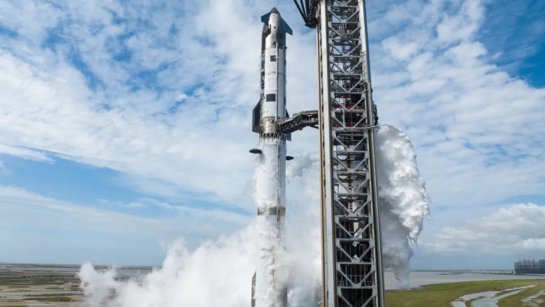 SpaceX, Starship fırlatması öncesinde $135 IPO fiyatının altına düştü