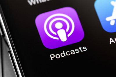Apple, kişiselleştirilmiş podcast girişimi Huxe'den ekip kiralama ve teknoloji lisanslama anlaşması yaptı